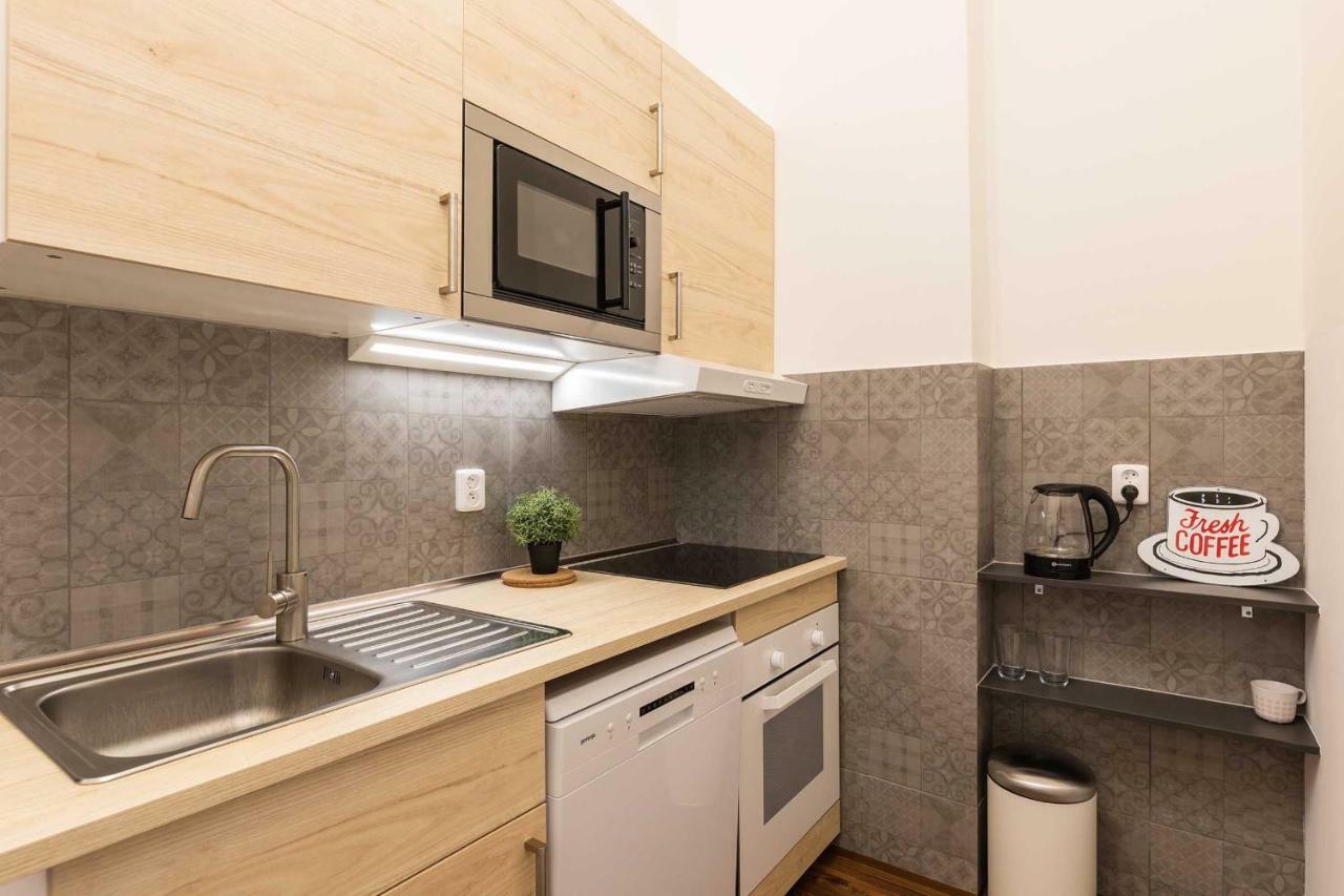 Apartment Na Kozacce 6 プラハ エクステリア 写真